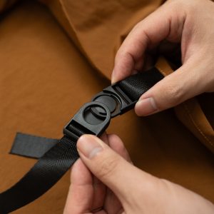 Chi tiết khóa áo tạp dề thiết kế